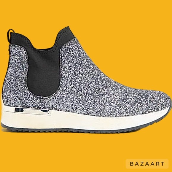 New SZ 8.5 KENNETH COLE REACTION Sneakers Womens Slip On black w/ silver glitter - Picture 4 of 10